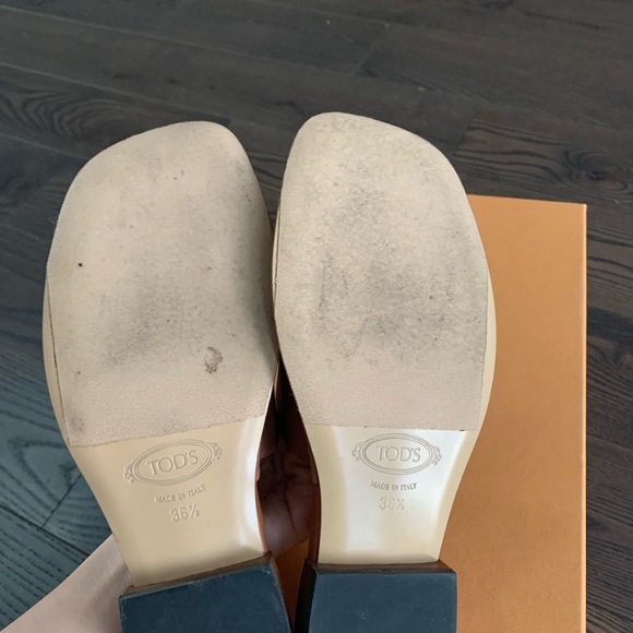 TOD’S - Leather slide sandals - Picture 3 of 4
